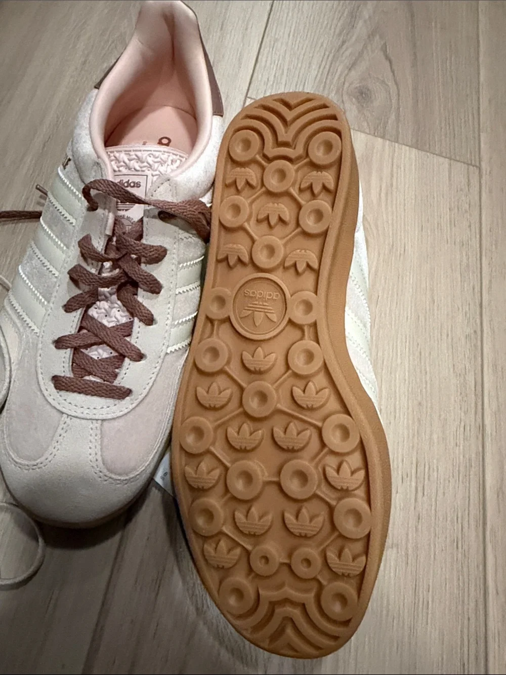 adidas Gazelle Low-Top Sneakers in Pale Pink, Cream & Gum - Picture 9 of 12